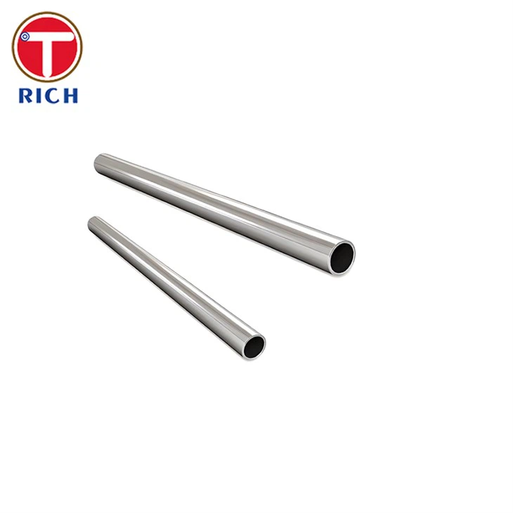 Ti dyamèt san pwoblèm Titàn Tib